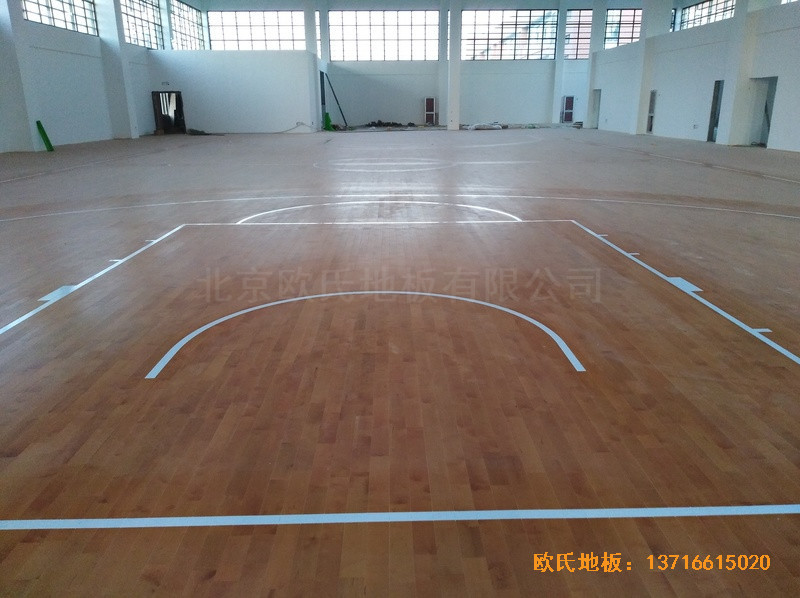 江蘇徐州悅城小學(xué)籃球館體育地板施工案例0
