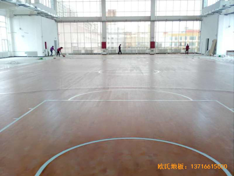 甘肅天水清水縣農業(yè)學院籃球館運動木地板鋪裝案例5