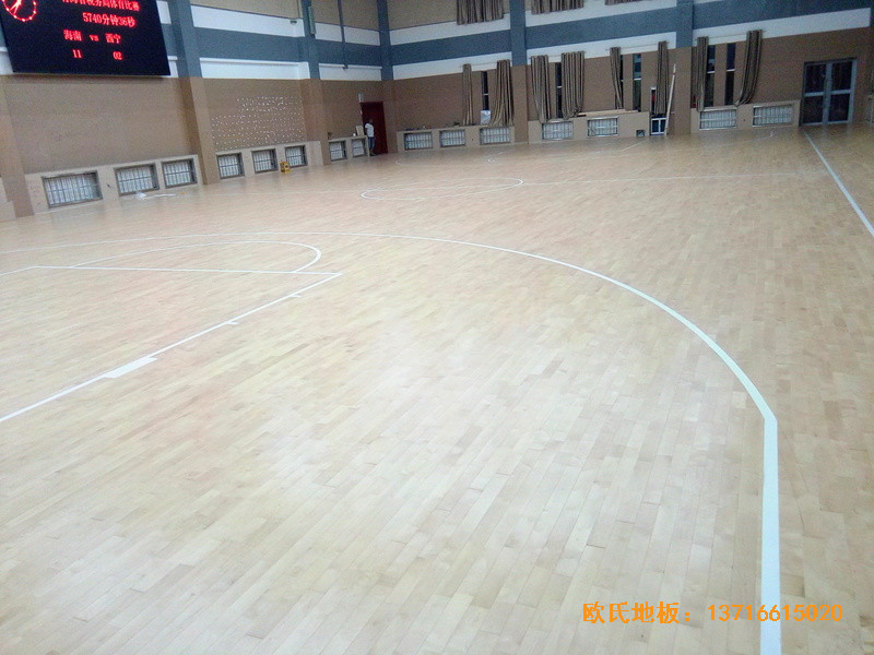 青海省稅務(wù)干部學(xué)�；@球館運(yùn)動木地板安裝案例4